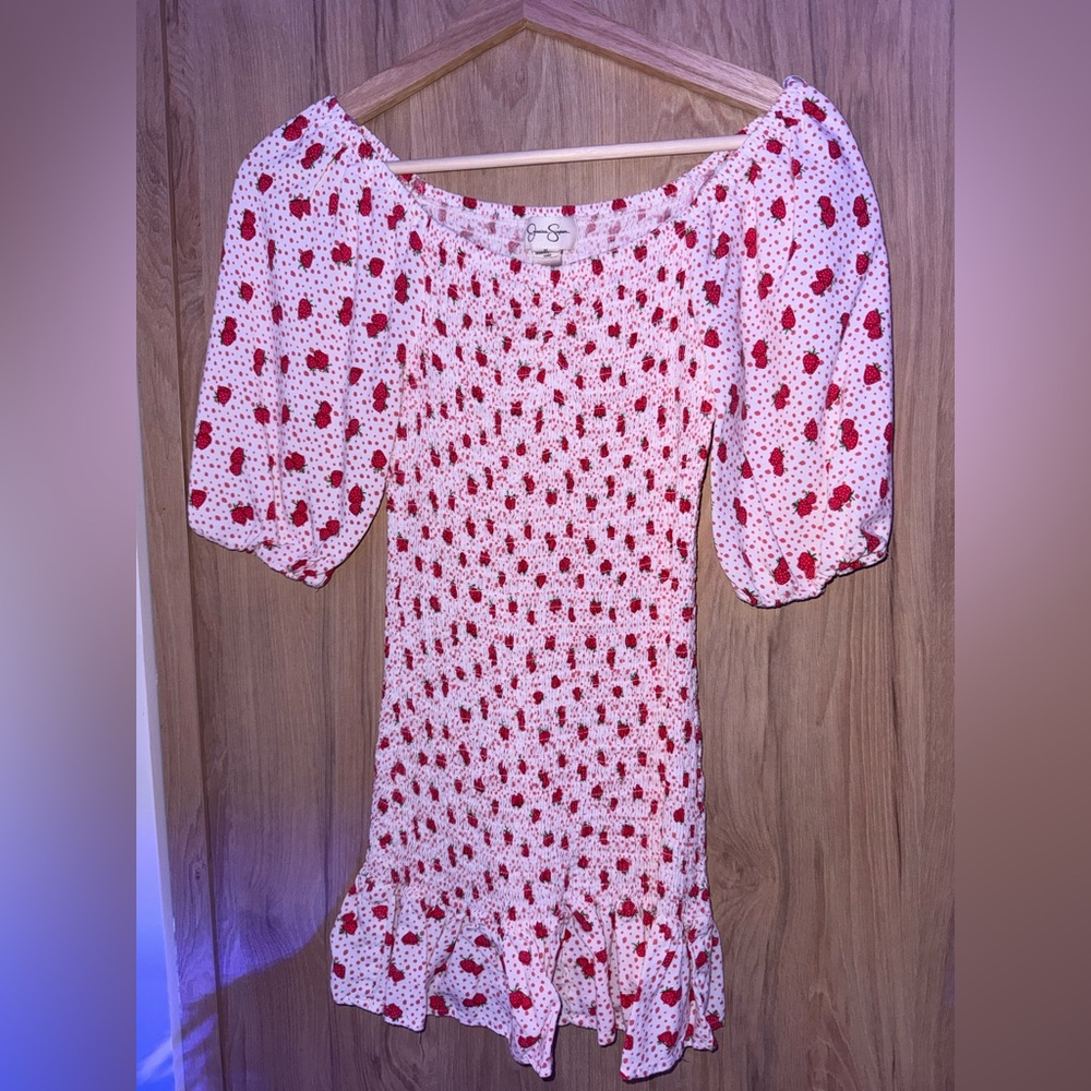 🔚 Jessica Simpson Red and White Patterned Dress